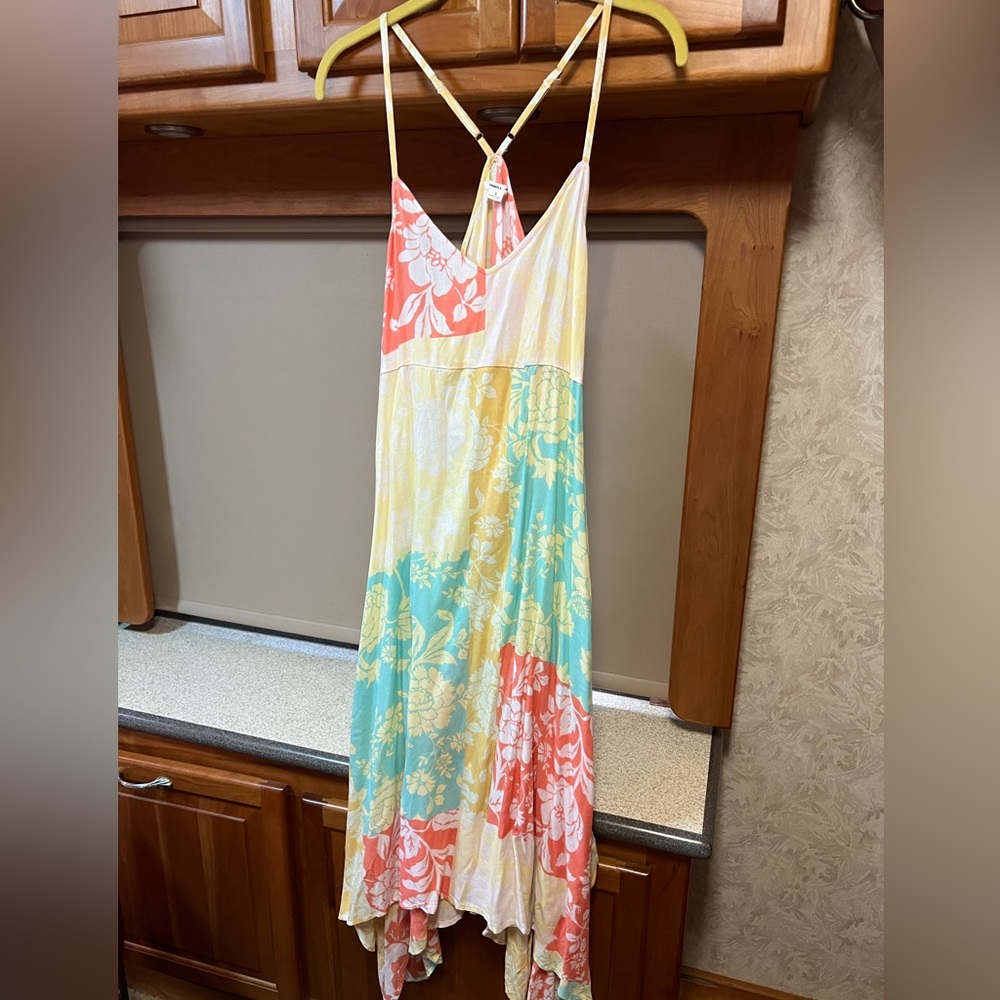 Oneill dress/coverup. New with tags. Size small.